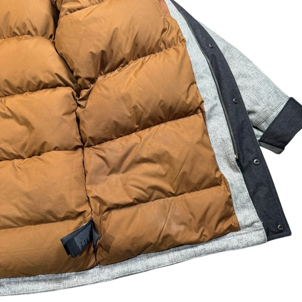 The North Face McMurdo Parka Mens Medium Grey Black Down Fur Hood Jacket